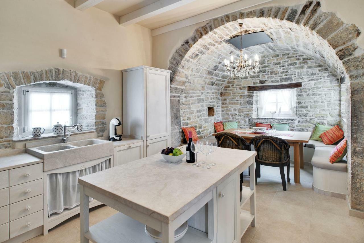 Casa Meloni Villa Motovun Bagian luar foto